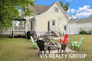 627 Fulton Ave, Grand Haven, MI 49417 - Photo 10