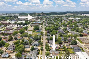 627 Fulton Ave, Grand Haven, MI 49417 - Photo 12