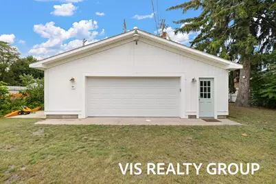 627 Fulton Avenue, Grand Haven, MI 49417 - Photo 16