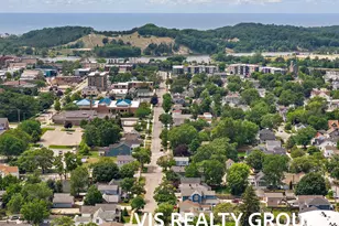 627 Fulton Ave, Grand Haven, MI 49417 - Photo 76