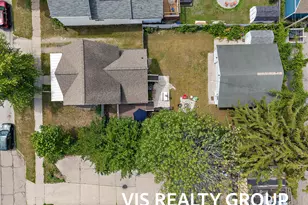 627 Fulton Ave, Grand Haven, MI 49417 - Photo 78