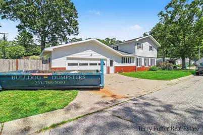 695 Miller Drive, Muskegon, MI 49445 - Photo 28