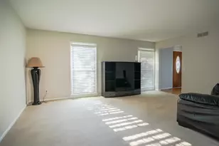 2411 Weathervane Rd, West Bloomfield, MI 48324 - Photo 12