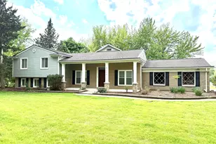 4290 Wendell Rd, West Bloomfield, MI 48323 - Photo 2