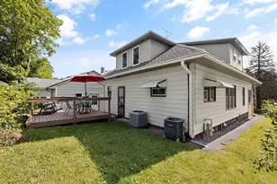 110 Theoda Ct, Buchanan, MI 49107 - Photo 2