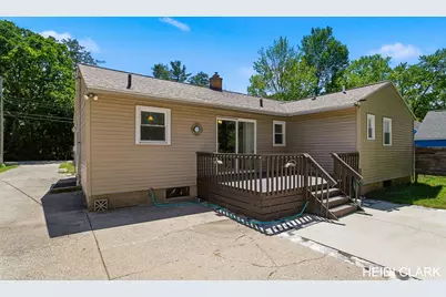 16105 Gary Avenue, Grand Haven, MI 49417 - Photo 44