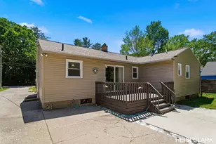 16105 Gary Ave, Grand Haven, MI 49417 - Photo 44