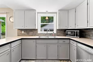 16105 Gary Ave, Grand Haven, MI 49417 - Photo 10