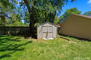 16105 Gary Ave, Grand Haven, MI 49417 - Photo 46