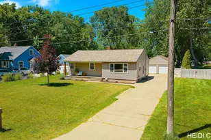 16105 Gary Ave, Grand Haven, MI 49417 - Photo 62