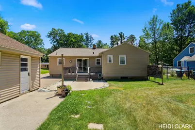 16105 Gary Avenue, Grand Haven, MI 49417 - Photo 50