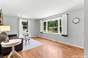 16105 Gary Ave, Grand Haven, MI 49417 - Photo 4