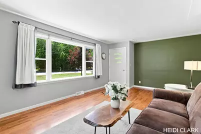 16105 Gary Avenue, Grand Haven, MI 49417 - Photo 2