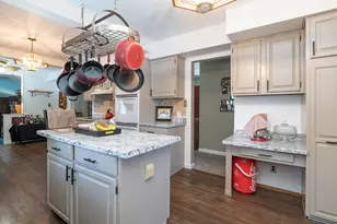 55081 Buckhorn Rd, Three Rivers, MI 49093 - Photo 10