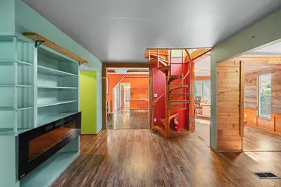 2371 Yost Boulevard, Ann Arbor, MI 48104 - Photo 2