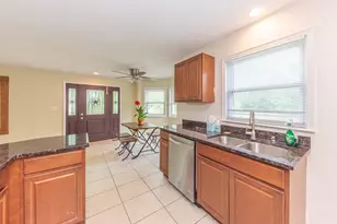 6637 Hitchingham Rd, Ypsilanti, MI 48197 - Photo 6