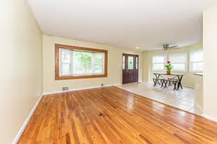 6637 Hitchingham Rd, Ypsilanti, MI 48197 - Photo 10