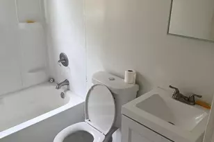 16140 W Chicago St, Detroit, MI 48228 - Photo 8