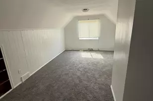 16140 W Chicago St, Detroit, MI 48228 - Photo 2