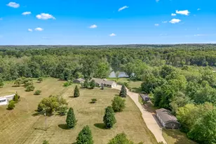 2554 W Mosherville Rd, Jonesville, MI 49250 - Photo 18