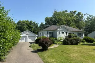 341 E Glenguile Ave, Kalamazoo, MI 49004 - Photo 1