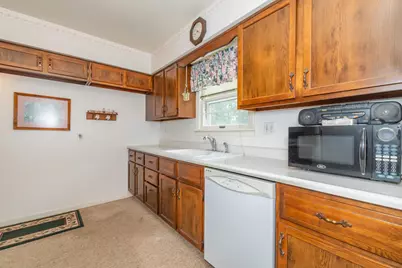 341 E Glenguile Avenue, Kalamazoo, MI 49004 - Photo 12