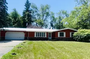 1501 Mardan Dr, Adrian, MI 49221 - Photo 2