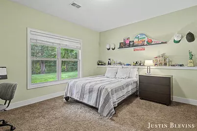 5515 Hagenvale Court NE, Rockford, MI 49341 - Photo 34