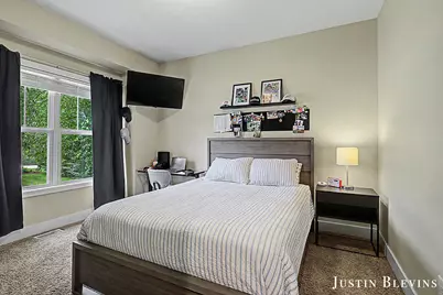 5515 Hagenvale Court NE, Rockford, MI 49341 - Photo 20