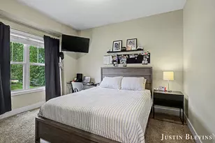 5515 Hagenvale Ct NE, Rockford, MI 49341 - Photo 20