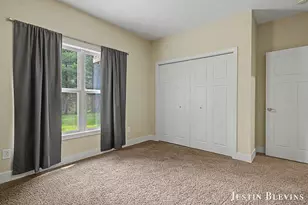 5515 Hagenvale Ct NE, Rockford, MI 49341 - Photo 36