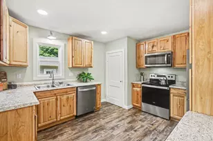 300 N Ottawa St, Zeeland, MI 49464 - Photo 8