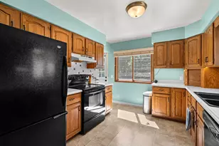 2315 Fairfield Ave, Kalamazoo, MI 49048 - Photo 12