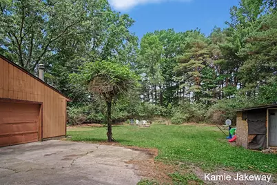 1406 S Lafayette Street, Greenville, MI 48838 - Photo 32