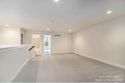 3343 Roseford Boulevard, Ann Arbor, MI 48105 - Photo 26
