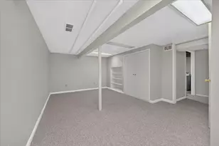 3477 Burbank Dr, Ann Arbor, MI 48105 - Photo 30