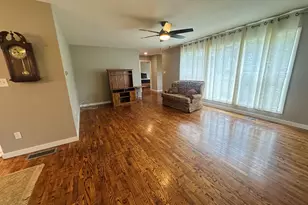 49 S Main St, Quincy, MI 49082 - Photo 6
