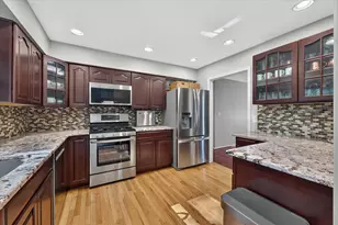 2122 Spruceway Ln, Ann Arbor, MI 48103 - Photo 10