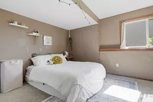 298 Creekside Dr, Coopersville, MI 49404 - Photo 40