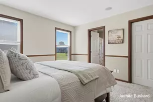 298 Creekside Dr, Coopersville, MI 49404 - Photo 22