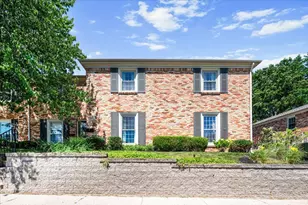 2470 Village Dr SE, Grand Rapids, MI 49506 - Photo 4