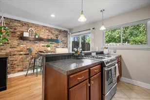 2470 Village Dr SE, Grand Rapids, MI 49506 - Photo 18