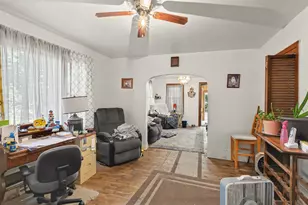 1109 Scott St, Jackson, MI 49202 - Photo 4