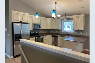 113 Beacon Ridge Drive, Battle Creek, MI 49017 - Photo 14