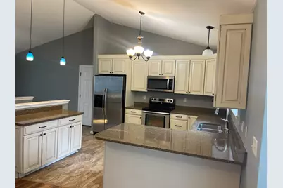 113 Beacon Ridge Drive, Battle Creek, MI 49017 - Photo 8