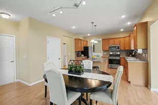 10719 Woodridge Dr, Zeeland, MI 49464 - Photo 6