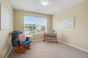 10719 Woodridge Dr, Zeeland, MI 49464 - Photo 16