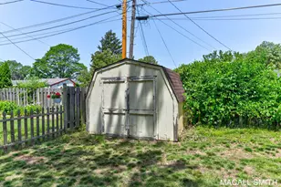 339 Wildwood Dr, Holland, MI 49423 - Photo 30