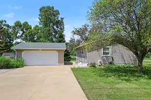 3604 Clinton Way, Jackson, MI 49201 - Photo 2