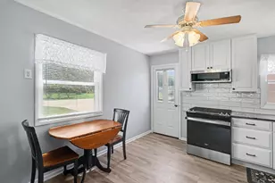 3604 Clinton Way, Jackson, MI 49201 - Photo 12